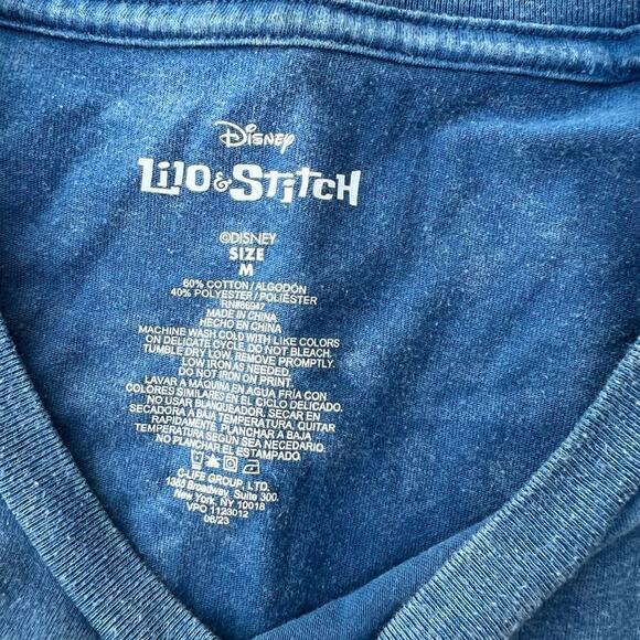 Disney women's size M T-shirt, Stitch on front - Picture 6 of 6